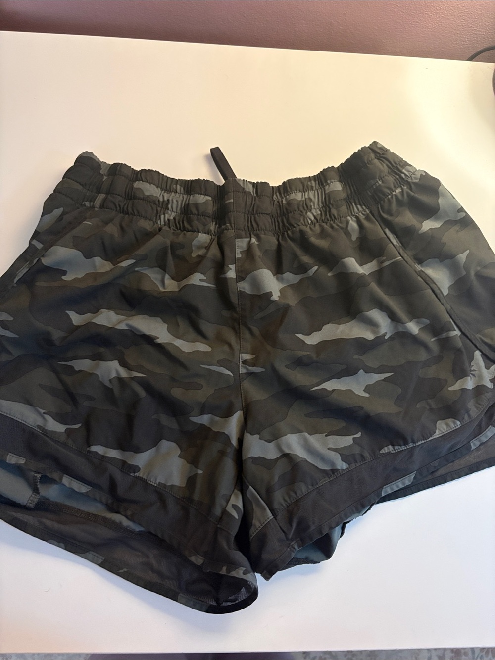 Athleta 4 inch Camo-Print Women's Athletic Shorts - Olive Green